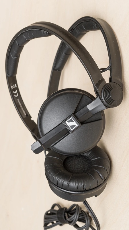 Foto de review do Sennheiser HD 25