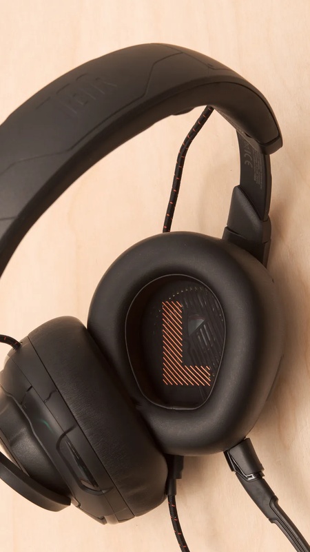 Foto de avaliação do JBL Quantum One