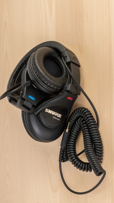 Foto de review do Shure SRH 440