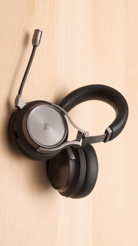 Foto de review do Corsair Virtuoso RGB Wireless SE