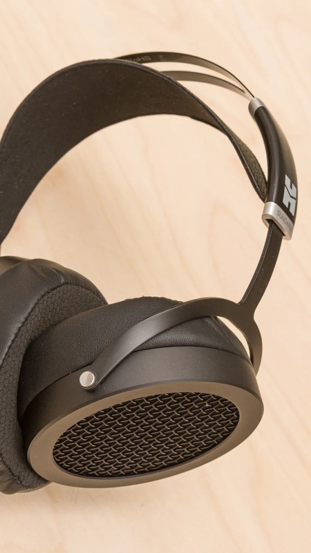 Foto de review do HiFiMan Sundara