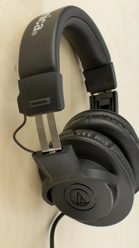 Foto de review do Audio-Technica ATH-M20x
