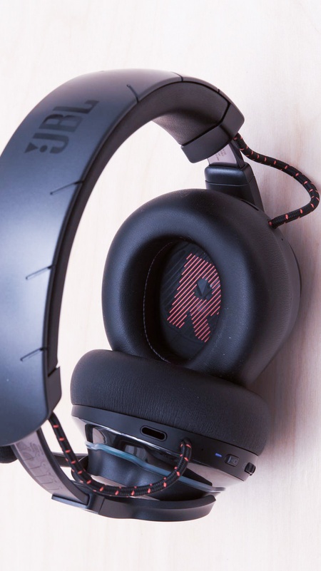 Foto de avaliação do JBL Quantum 800 Wireless