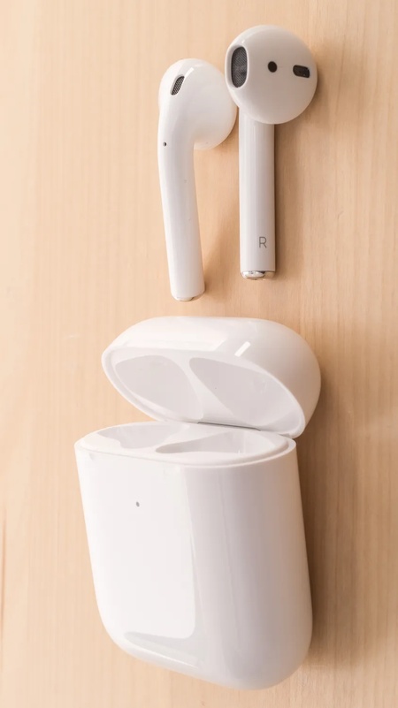 Foto de review do Apple AirPods (2ª geração)