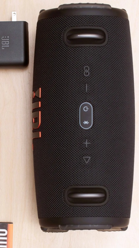 Foto de review do JBL Xtreme 3