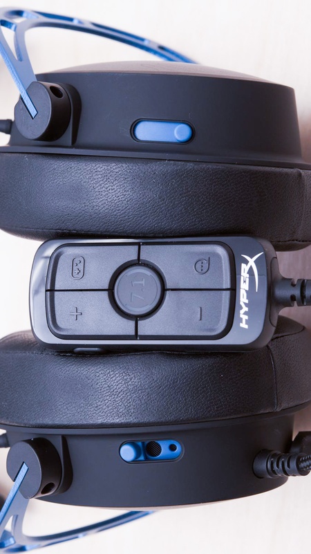 Foto de review do HyperX Cloud Alpha S