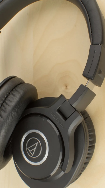 Foto de review do Audio-Technica ATH-M40x