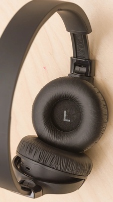 Foto do JBL Tune 660NC