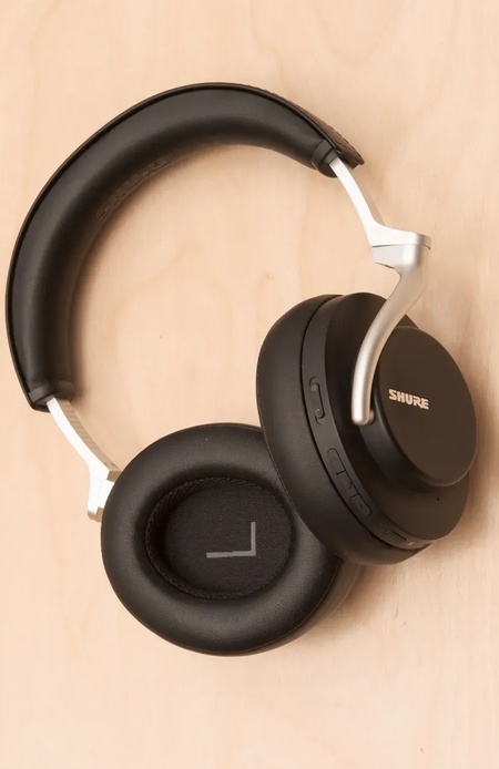 Foto de review do Shure AONIC 50