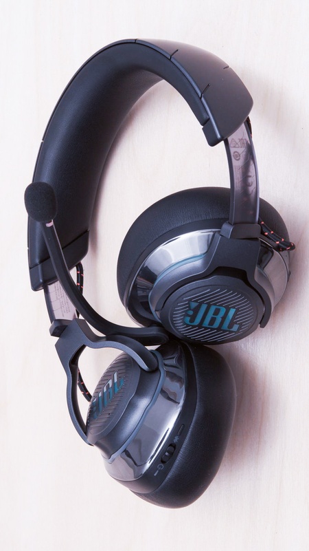 Foto de review do JBL Quantum 800 Wireless