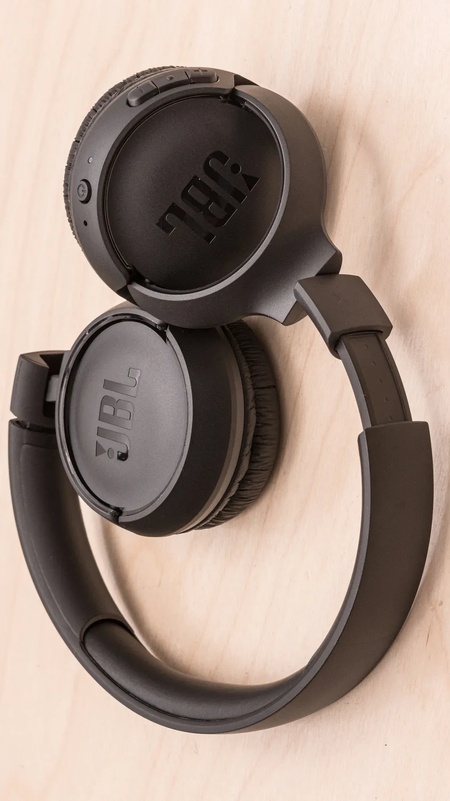 Foto de review do JBL Tune 510BT