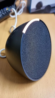 Foto do Amazon Echo Pop