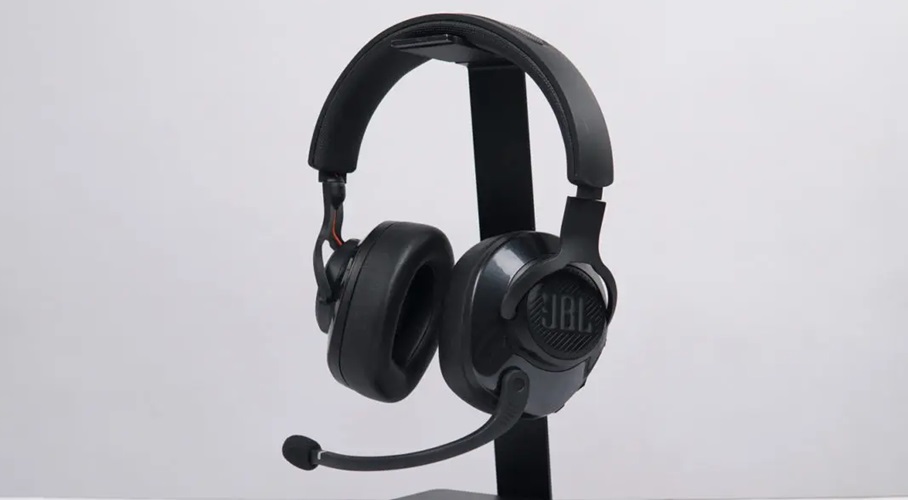 Foto do JBL Quantum 400