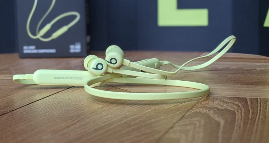 Foto do Beats Flex Wireless